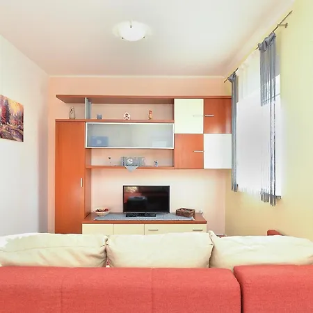 Fuer 5 Personen Ca 60 Qm In Medulin, Istrien Suedkueste Von Istrien Apartment *